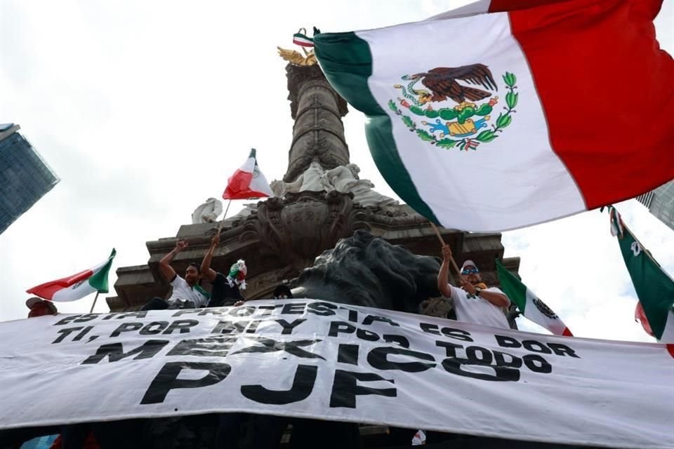 Los trabajadores seguirán protestando contra la reforma judicial pese a su publicación en el Diario Oficial.