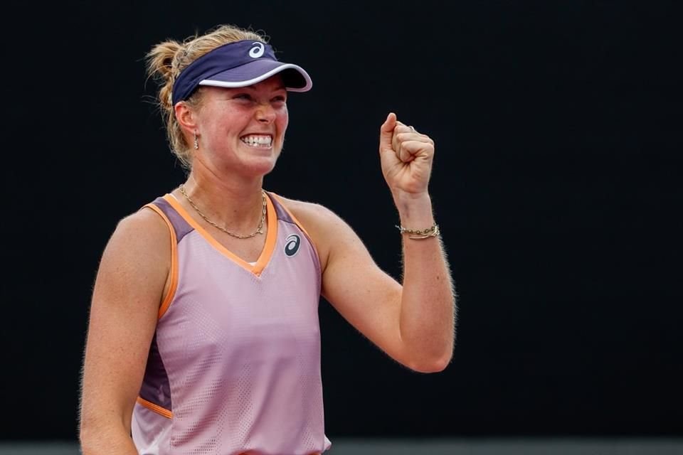 Olivia Gadecki se alzó con la victoria ante su similar de Italia, por 6-1, por lo que se convirtió en la primera semifinalista del GDL Open AKRON WTA 500.