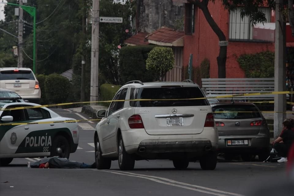 La víctima quedó tendida sobre la Calle Chemax, entre Akil y Yukalpetén.