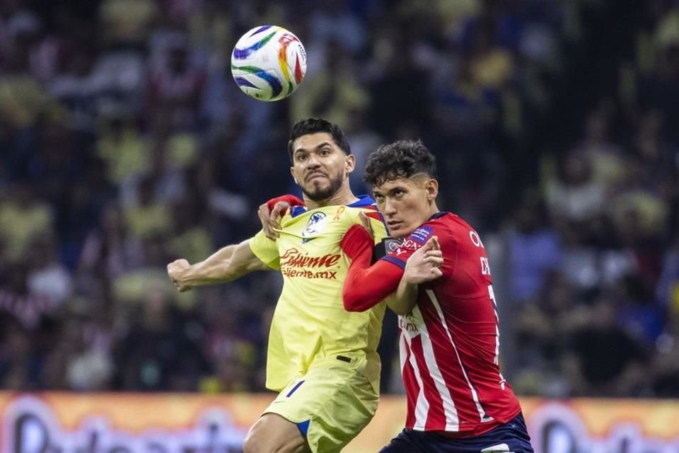 Pese al mal momento que vive el América, las apuestas están a favor de las Águilas frente a las Chivas para el Clásico de este sábado.