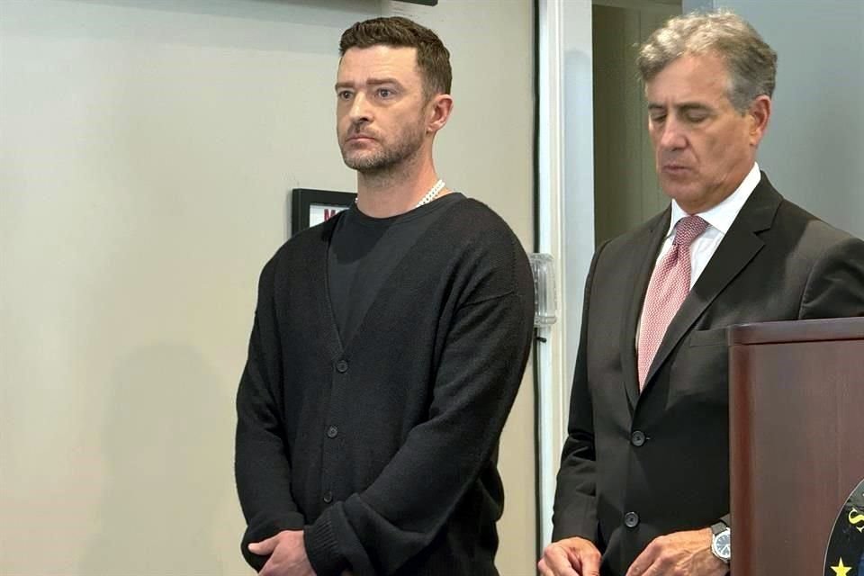 Justin Timberlake está alejado de realizar servicio comunitario limpiando baños, una fuente reveló que archivará documentos en un tribunal.