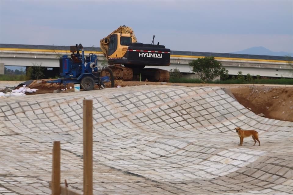 El 3 de septiembre se registró un derrame de 2 millones de metros cúbicos de agua por una estructura de control colapsada.