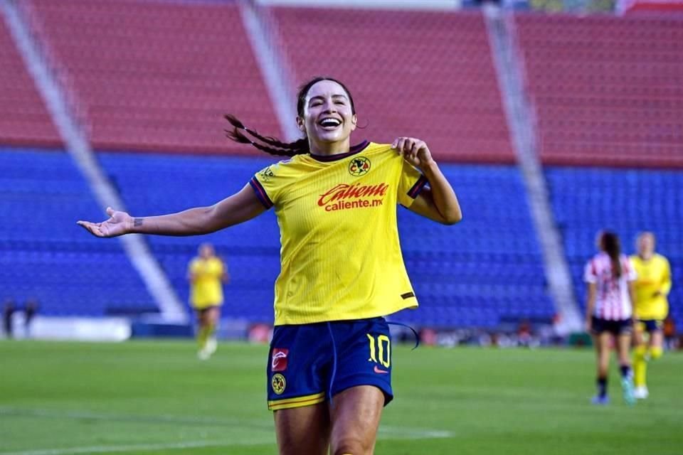 América Femenil dominó a placer el Clásico ante Chivas y sacó un gran triunfo de 7-0 en el Estadio Ciudad de los Deportes.