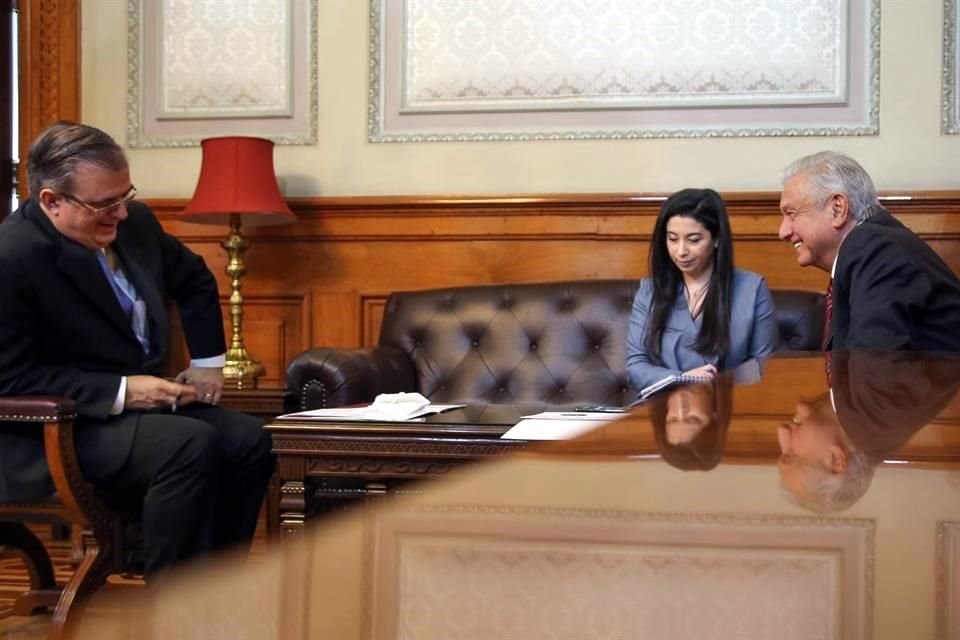 El Presidente informó que, en plática con la Vicepresidenta Kamala Harris, ofreció a EU cooperación en combate a tráfico de personas y protección a derechos humanos.