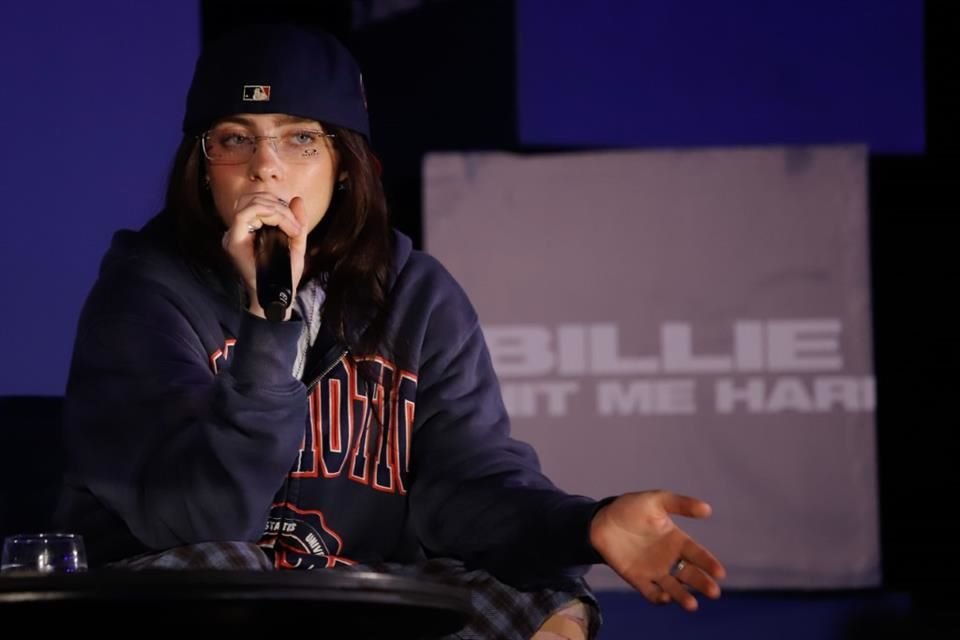 Billie Eilish y Finneas anunciaron su respaldo a Kamala Harris como candidata a la Presidencia de los Estados Unidos, en oposición a Donald Trump.