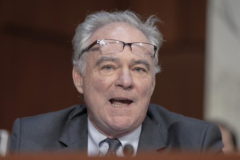 El senador Tim Kaine durante una audiencia en el Capitolio el 17 de septiembre del 2024.