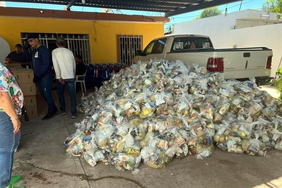 Debido a que transportistas se negaron a ingresar a localidades afectadas por la violencia, ciudadanos enfrentan desabasto de alimentos.