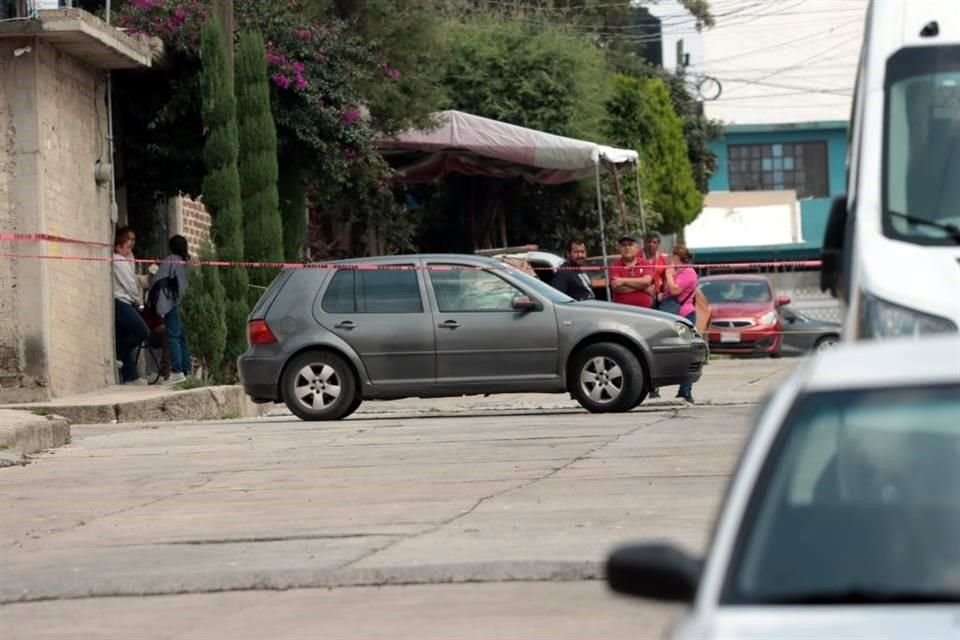 Un hombre fue asesinado a balazos afuera de su domicilio.