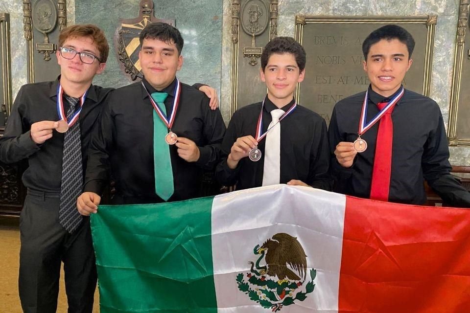 En la Olimpiada Iberoamericana de Biología, el equipo que representó a México consiguió cuatro medallas.