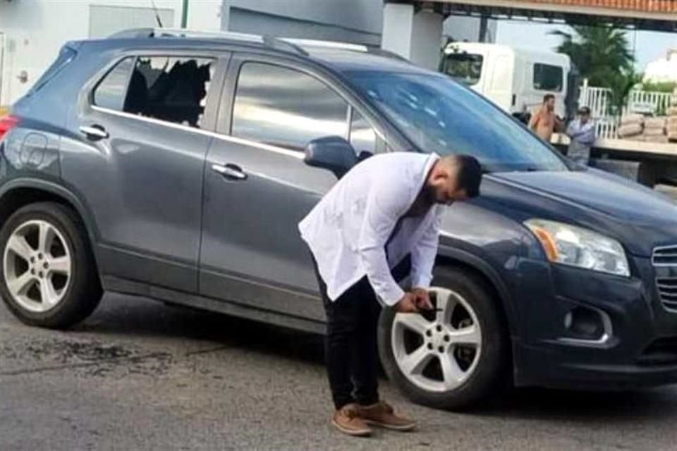 El ataque se registró en en la Avenida Delfín, a la altura del Fraccionamiento Los Mangos, en Mazatlán, Sinaloa.