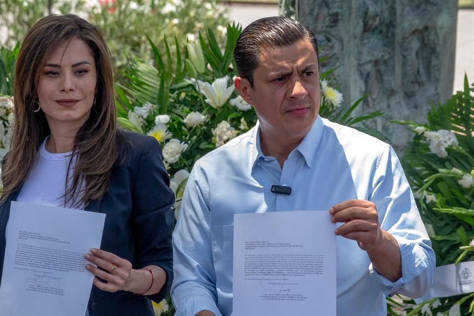 Verónica Delgadillo y Chema Martínez durante época de campaña.