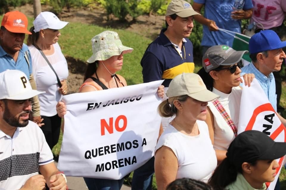 Marcha En Defensa de Jalisco para defender el triunfo de Pablo Lemus.