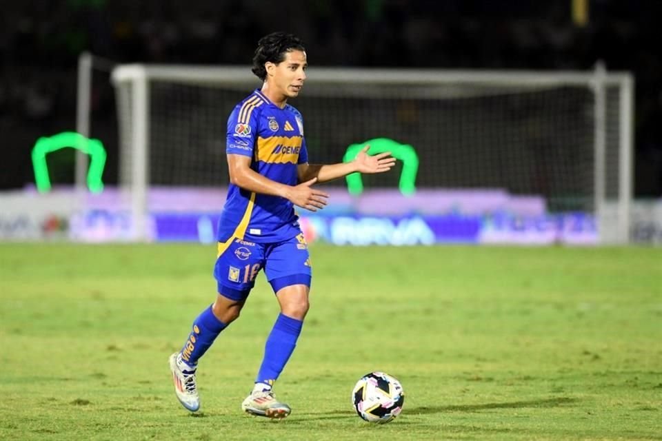 Los jugadores ofensivos de Tigres crearon peligro en el área enemiga, pero se cansaron de fallar.