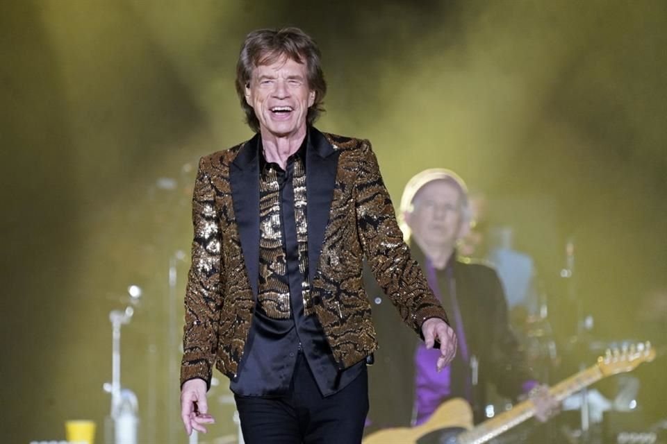 Mick Jagger es 44 años mayor que la ex bailarina profesional.