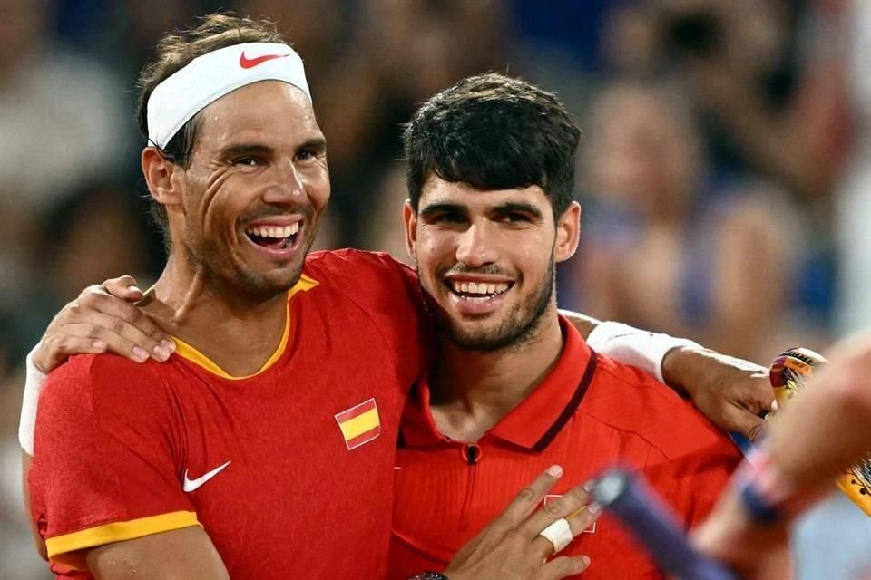 Los tenistas Rafael Nadal y Carlos Alcaraz representarán a España en la Final 8 de la Copa Davis a disputarse en Málaga.