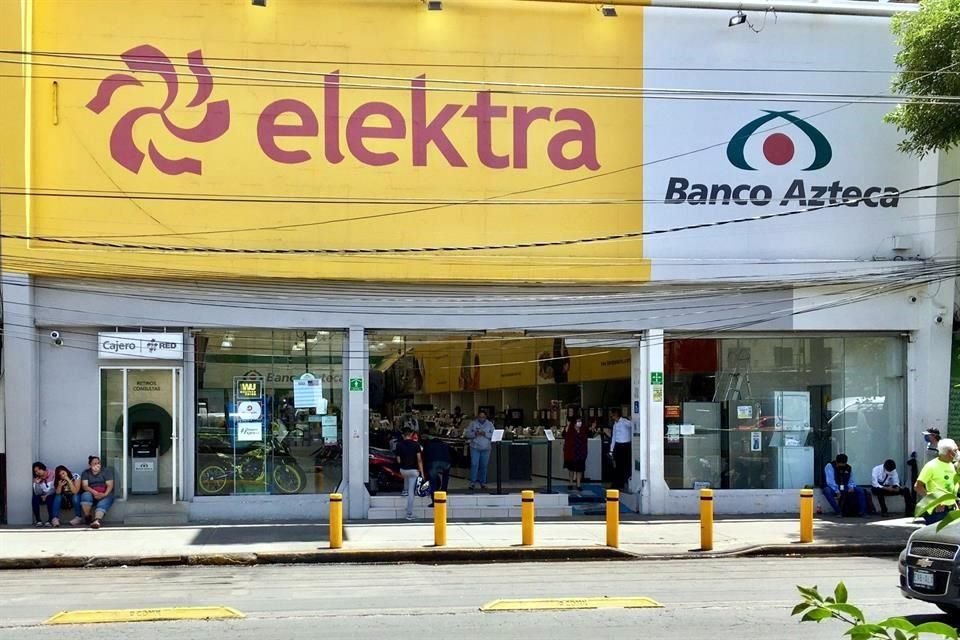 La representación jurídica de Elektra pidió que su pleito fiscal con el SAT sea abordado en el pleno de la Suprema Corte.