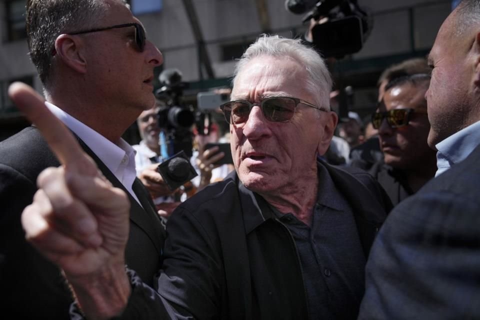 De Niro, que ha sido un crítico constante de Trump desde su tiempo en la Casa Blanca, ha reiterado su postura política en múltiples eventos.