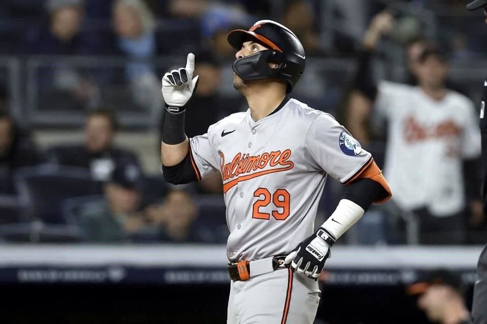 El mexicano Ramón Urías pegó jonrón solitario, en la vicotria de Orioles sobre Yankees.