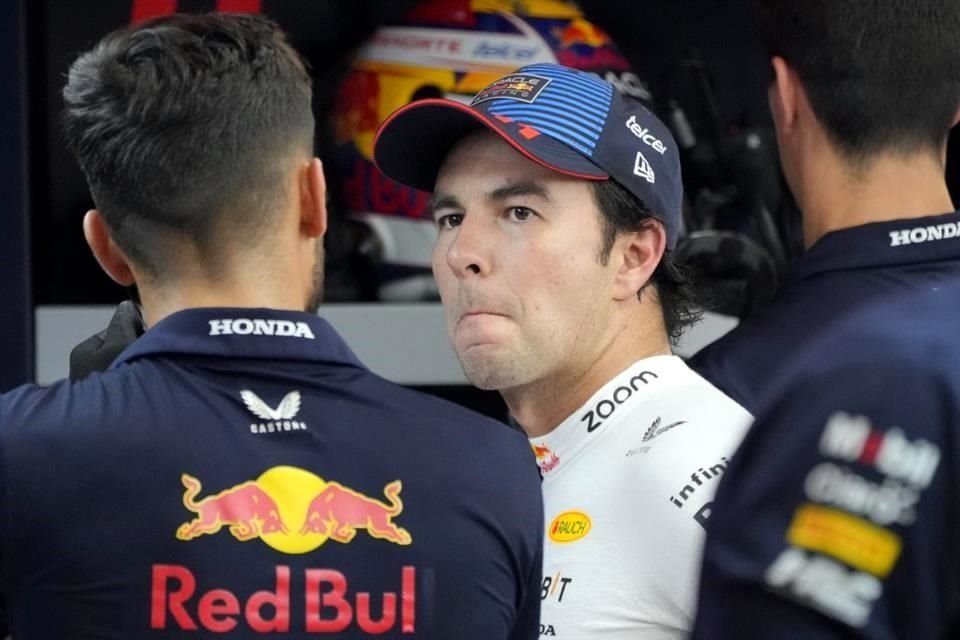 Sergio Pérez confía que en estas tres semanas, el equipo de Red Bull logre que su auto mejore.