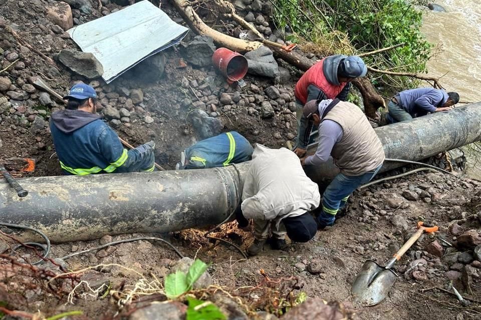 Debido a una fuga en la tubería, el abasto de agua en Huixquilucan se verá afectado.