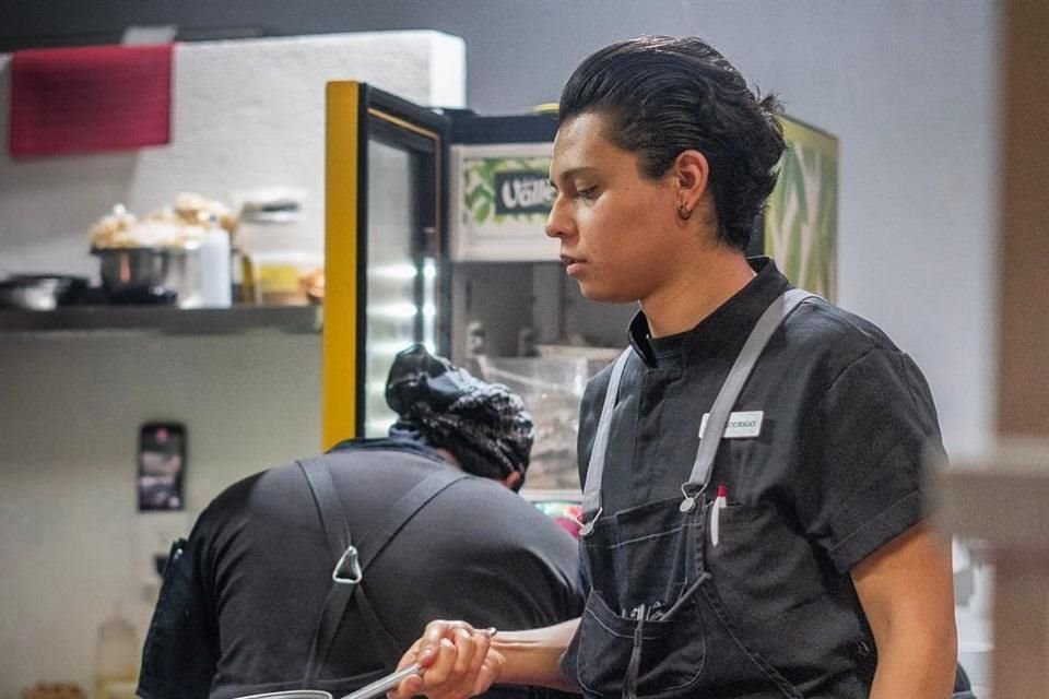 Rodrigo Pacheco de 25 años, se inspiró en los sabores de la cocina mexicana, el mezcal y su experiencia.