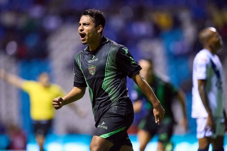 Los Bravos de Juárez consiguieron su primer triunfo histórico ante Puebla como visitante en Primera División.