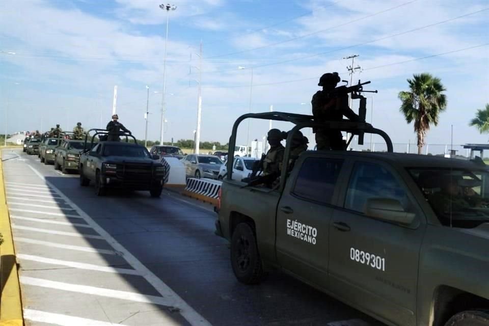 La Sedena este viernes envió a Reynosa 300 elementos más a reforzar la plaza, pero apenas hoy dio a conocer el hecho la vocería de la Octava Zona Militar.