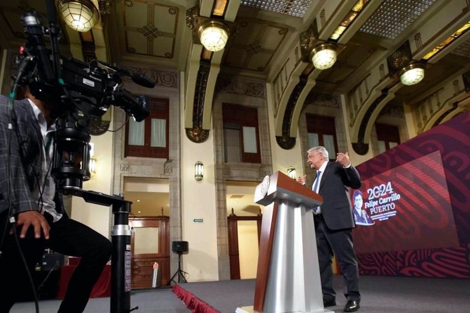 Andrés Manuel López Obrador, Presidente de la República, durante una de sus conferencias matutinas desde Palacio Nacional.