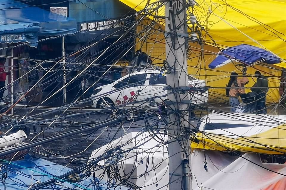 La ley establece el robo de energía eléctrica como delito federal que puede costar 10 años de prisión.