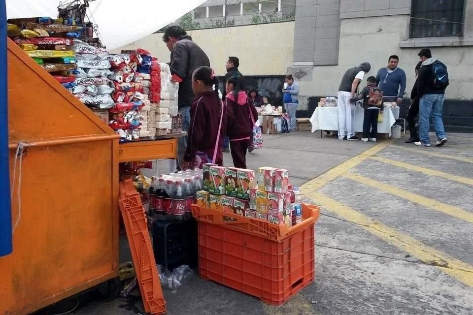 Las Secretarías de Salud y Educación alistan nuevos lineamientos que endurecerán el control de alimentos y bebidas en escuelas de todos los niveles educativos.