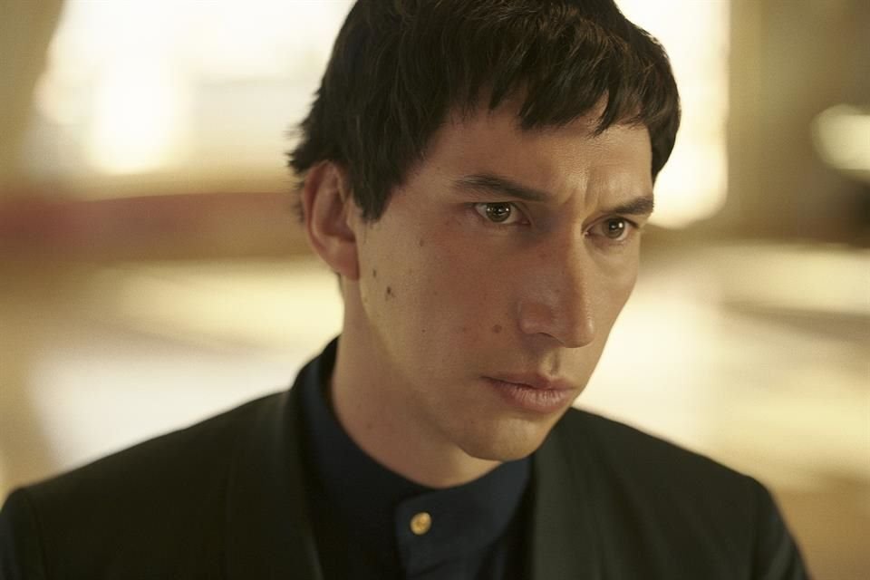 Megalópolis está protagonizada por 'Adam Driver'.