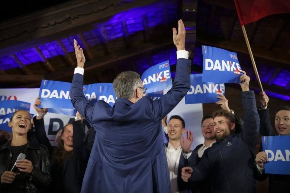 Herbert Kickl, líder del Partido de la Libertad, celebra tras los resultados de las elecciones de Austria el 29 de septiembre del 2024.