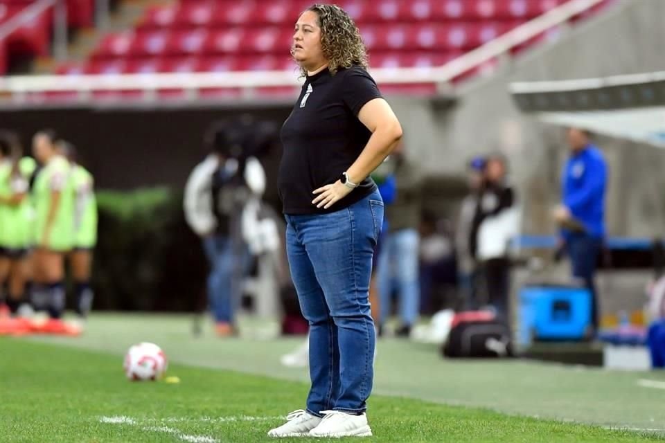 Tigres Femenil puso en riesgo la cima de la tabla general tras igualar 1-1 ante Chivas Femenil en Guadalajara, pues podrían ser superadas este lunes si las Tuzas del Pachuca le ganan a Toluca.