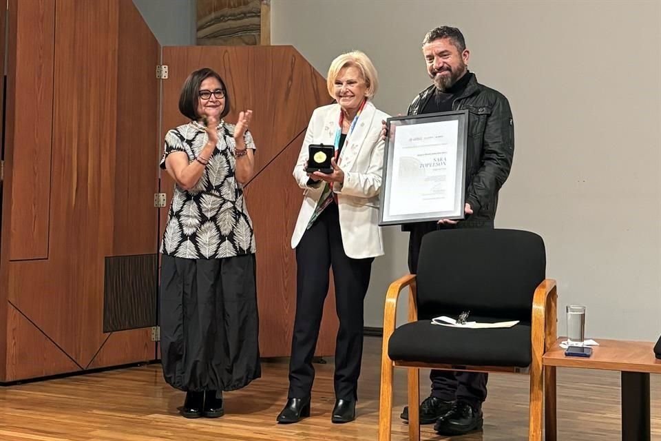 La arquitecta Sara Topelson ha trabajo en una incansable búsqueda de la excelencia, la pasión por la disciplina y la mejora de las ciudades.