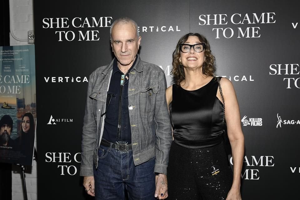 Daniel Day-Lewis regresa a la actuación gracias a su hijo.