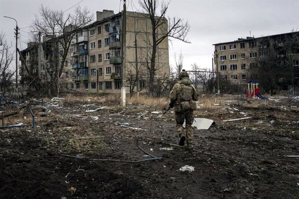 La caída de esta ciudad minera, a unos 50 km al suroeste de Donetsk, suscita dudas sobre la solidez de las posiciones defensivas de Ucrania en esta zona situada en el cruce de los frentes este.