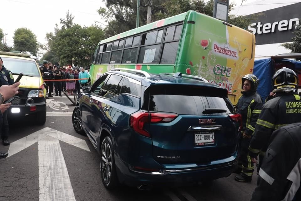 Su cómplice resultó herido, pero logró escapar a pie.