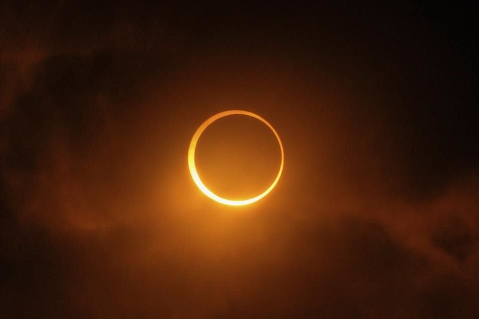 En eclipse solar visto desde Puerto San Julian, Argentina.