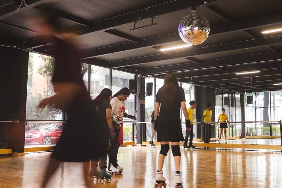 La intención de Bliss on Wheels no sólo es ser un espacio para la comunidad skate, sino también volverse un referente del roller dancing en América.