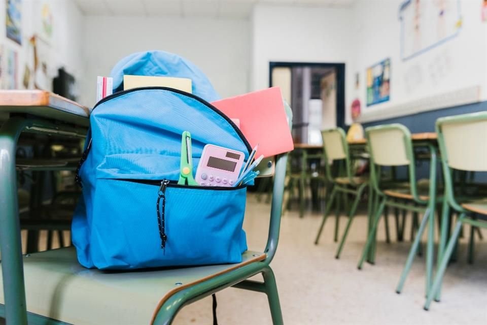 Dotar a las escuelas de las condiciones de infraestructura y equipamiento indispensables es un reto para Claudia Sheinbaum, según Mexicanos Primero.