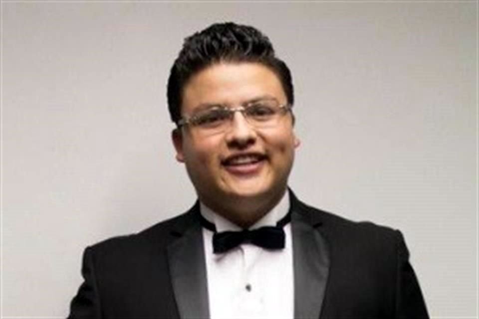 El tenor Efraín Corralejo es otra de las voces jóvenes que participará en el concierto.