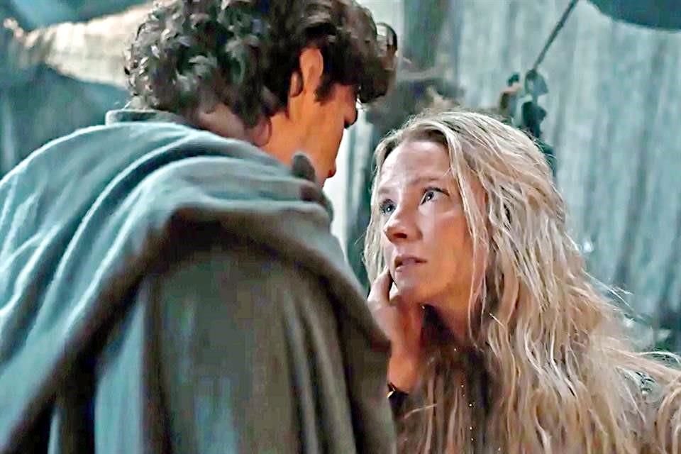 El momento más controversial de la segunda temporada de 'Los Anillos de Poder' fue un beso entre dos elfos, Galadriel (Morfydd Clark) y Elrond (Robert Aramayo).