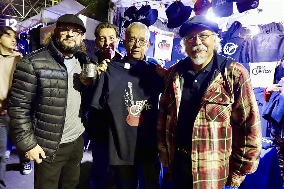 Los fans mexicanos de Clapton estaban emocionados con ver a su ídolo.