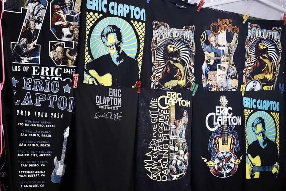 Las playeras del guitarrista fueron muy solicitadas por los fans.