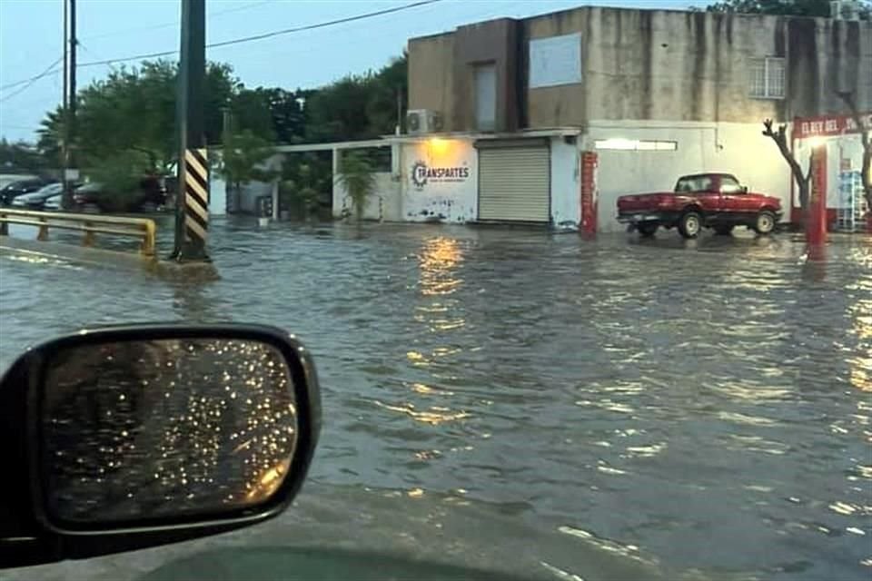 Las inundaciones comenzaron anoche.