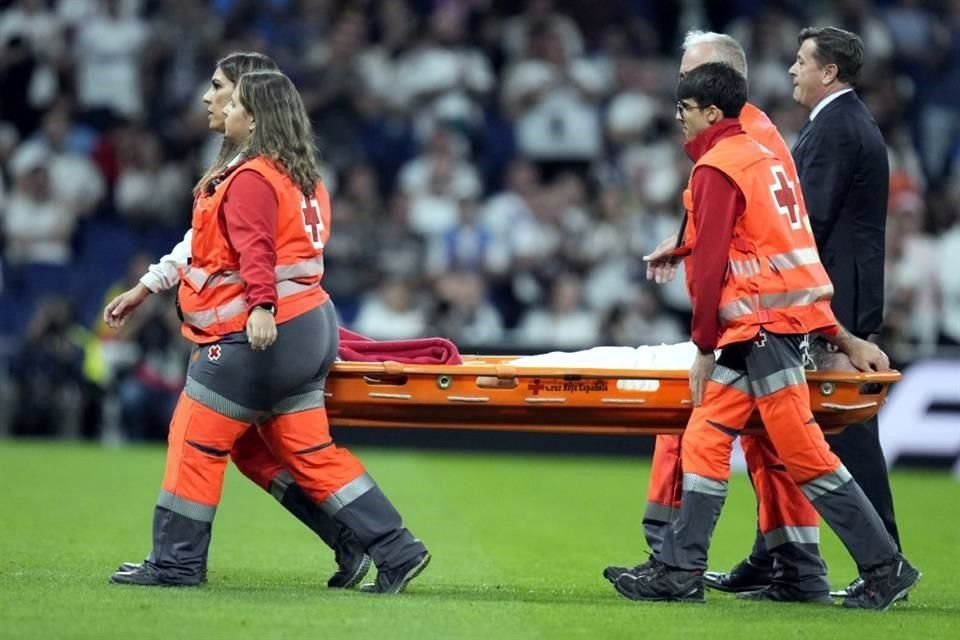 Así abandonó el terreno de juego el lateral del Real Madrid.