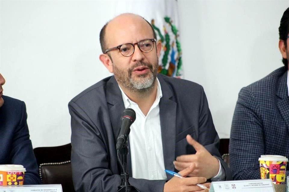 Inti Muñoz, ex titular de Seduvi, participó en reuniones junto a otras dependencias para revisar el impacto de estas bodegas.