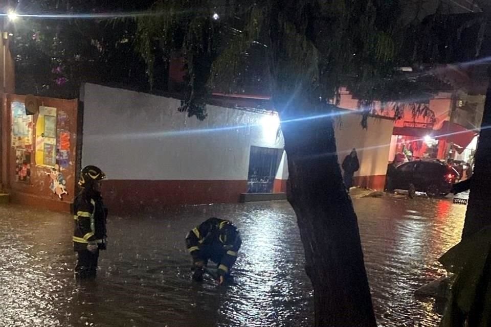 La Secretaría de Gestión Integral de Riesgos y Protección Civil activó la alerta púrpura por lluvias fuertes en Milpa Alta.