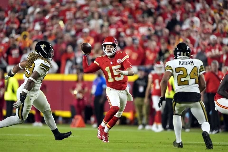 Mahomes corrió para 22 yardas.