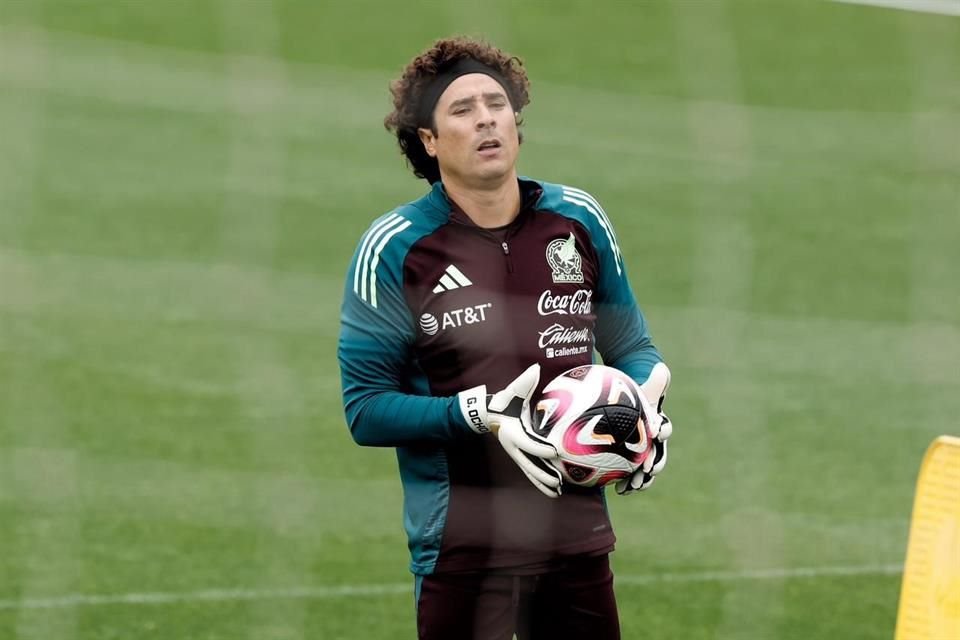 Memo Ochoa está de regreso con la Selección Mexicana.